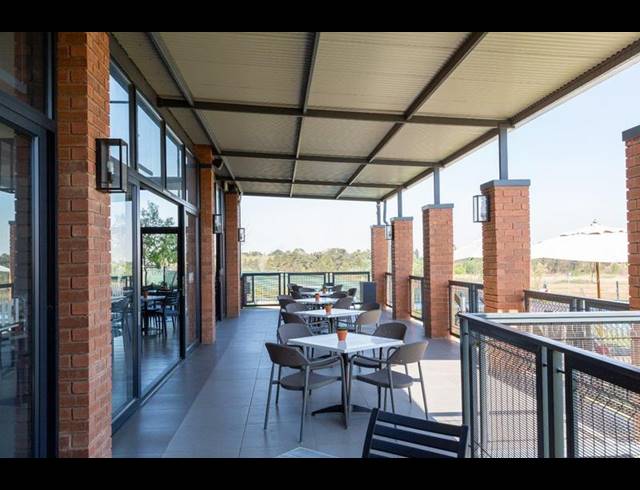 1 BEDROOM APARTMENT FOR SALE IN WITFIELD